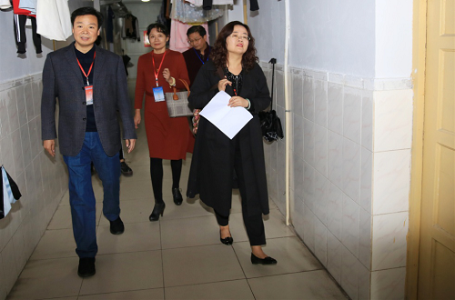 beats365官方唯一入口开展研究生宿舍安全卫生检查活动