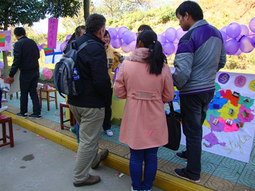 beats365官方唯一入口举行“环球之旅”主题特色风情展喜迎女生月