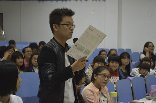 beats365官方唯一入口举办 “人与朱鹮和谐共存”讲座