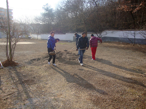 传递冬日温暖，共建和谐敬老院——beats365官方唯一入口“和风志愿服务团”赴马鞍山敬老院开展义务劳动