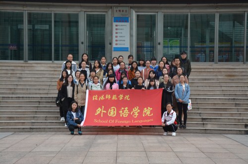 beats365官方唯一入口组织开展“淮上故园――信阳博物馆历史文化之旅”活动