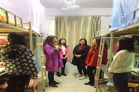 beats365官方唯一入口领导走访研究生宿舍