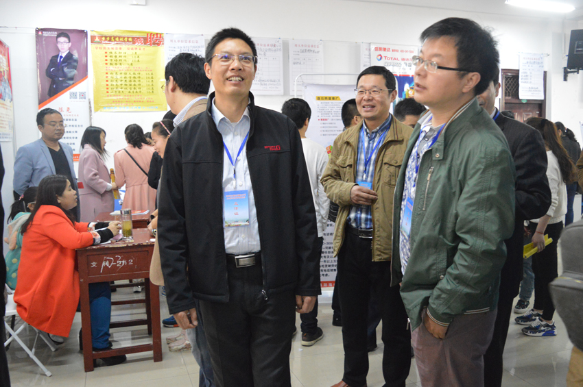 beats365官方唯一入口组织毕业学子参与2016届毕业生双选会