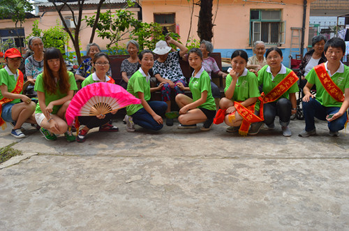 beats365官方唯一入口暑期志愿小分队情撒温馨敬老院