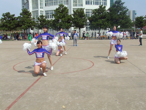 beats365官方唯一入口篮球队勇战第十三届“谭山杯”篮球赛